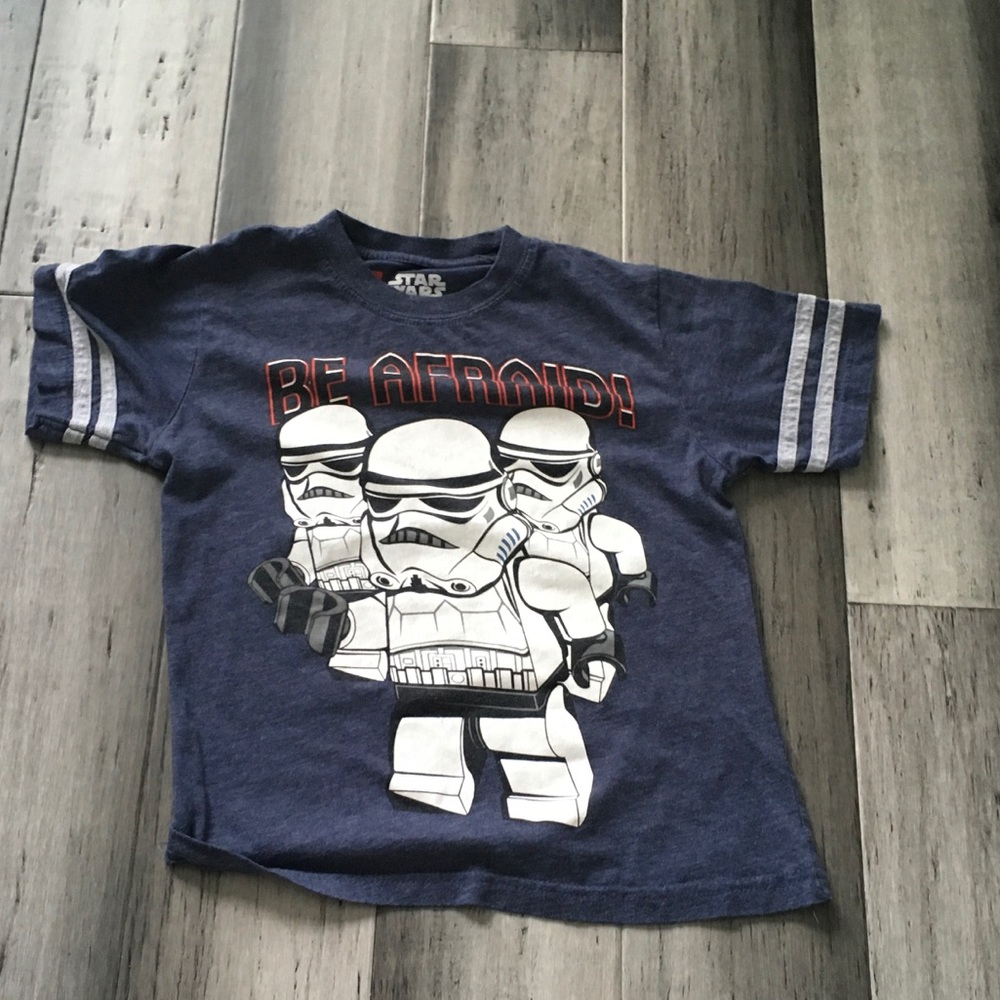 BOYS LEGO STAR WARS BE AFRAID TSHIRT SIZE 5/6 💙
